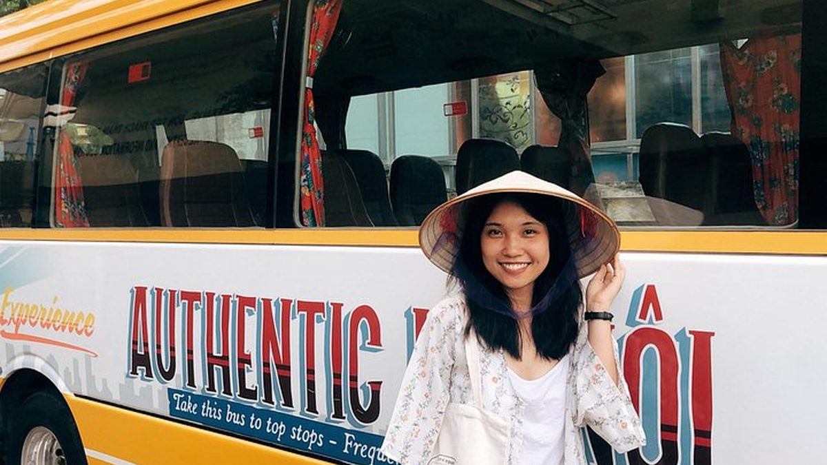 אוטובוס התיירים של בונבון סיטי טור (Bonbon City Tour Hanoi) בהאנוי (צילום: Viator)