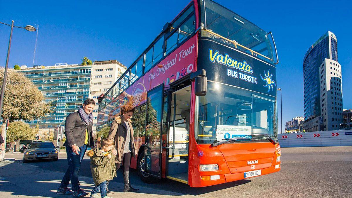 ולנסיה בוס טוריסטיק ולנסיה - אוטובוס התיירים אוטובוס התיירים של ולנסיה בוס טוריסטיק (Valencia Bus Turistic) בולנסיה (צילום: Headout)